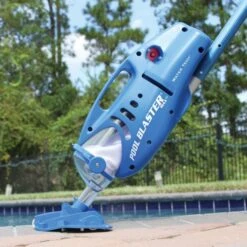 Pool Blaster Max Li -Crystal Clear Pool 4310 b 2022
